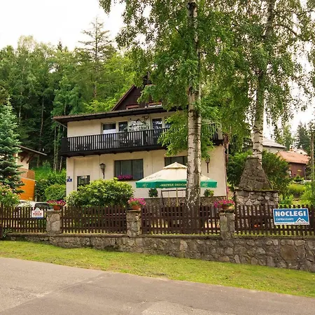 בית אירוח Noc W Gorach - W Spokojnej I Cichej Dzielnicy Karpacza, Blisko Lasu I Szlakow Turystycznych