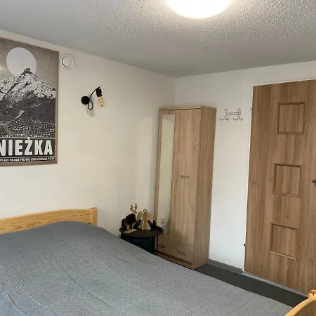 Noc W Gorach - W Spokojnej I Cichej Dzielnicy Karpacza, Blisko Lasu I Szlakow Turystycznych